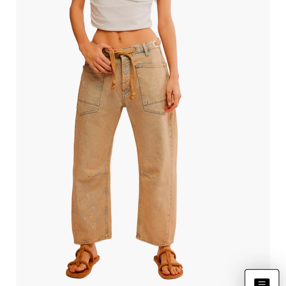 Free People We the Free Low Slung Moxie Barrel Jeans in Cowboy NWT
